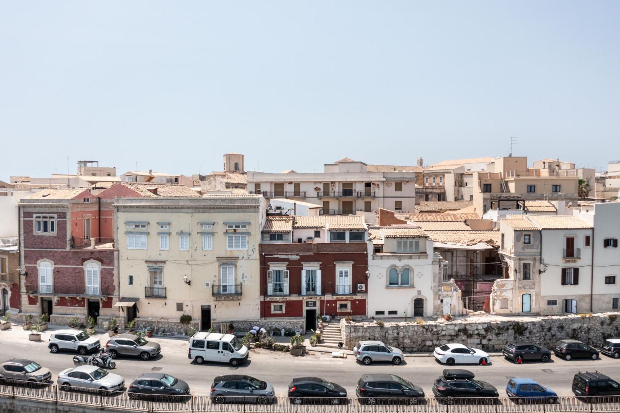 Fronte Mare Apartments & City Views Syracuse Buitenkant foto