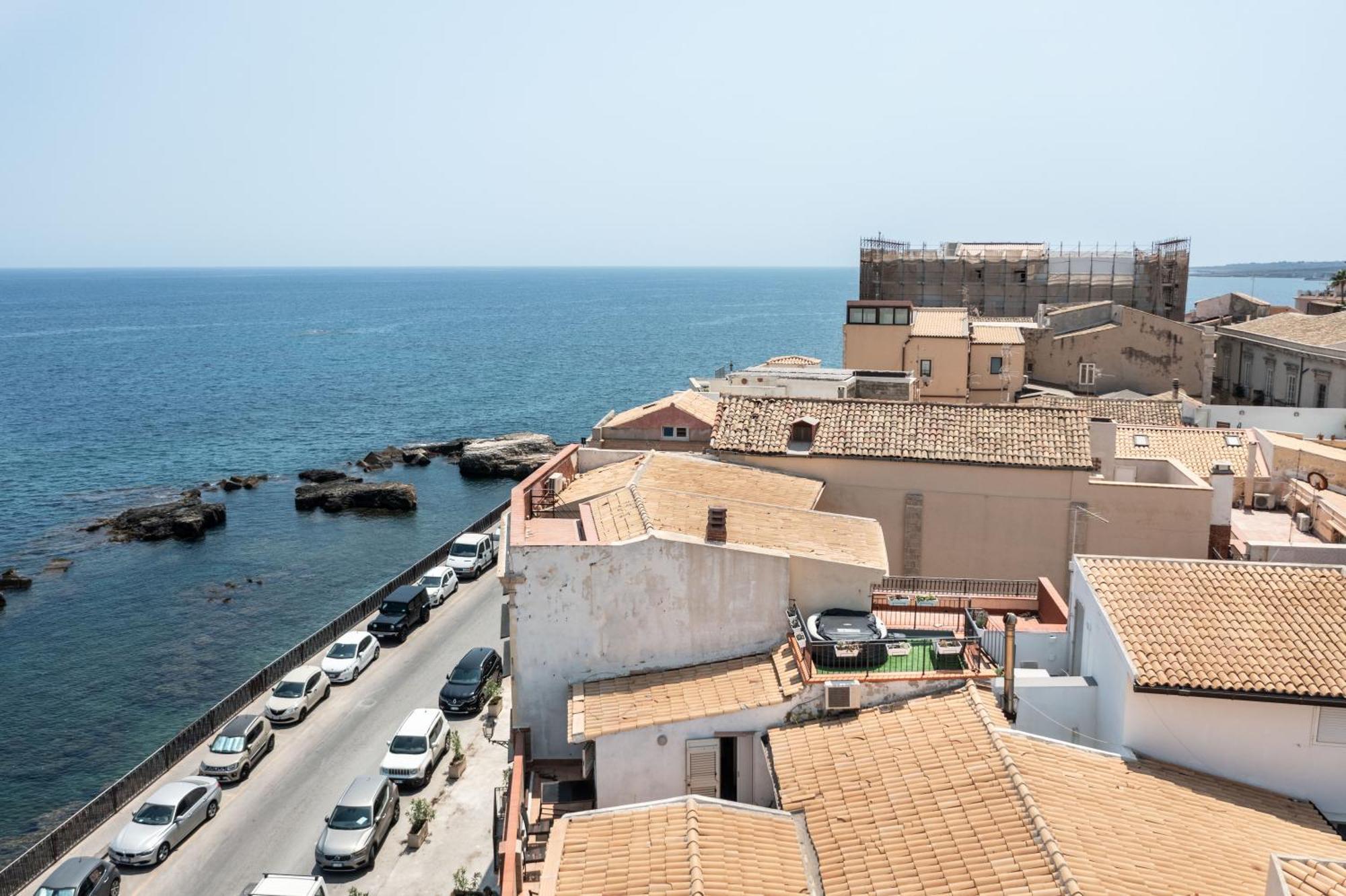 Fronte Mare Apartments & City Views Syracuse Buitenkant foto